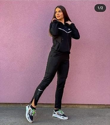 Mokra likra
m, l, xl, 2xl
Cena 3200 din na lalafo.rs — 4 Mokra likra
m, l, xl, 2xl
Cena 3200 din — 4