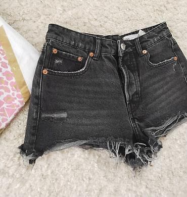 S, Jeans, color - Black, Single-colored at lalafo.rs S, Jeans, color - Black, Single-colored