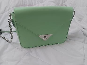 Tašna Mona, zelene boje, kao nova, jednom nošena na lalafo.rs — 3 Tašna Mona, zelene boje, kao nova, jednom nošena — 3