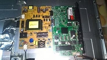 Telefunken B39F446A u delovima. Main board 17MB110 Power board na lalafo.rs — 4 Telefunken B39F446A u delovima. Main board 17MB110 Power board — 4