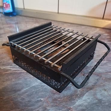 Mini rešo/roštilj na ugalj + stojeći stočni ventilator ASTRON (paket) at lalafo.rs — 2 Mini rešo/roštilj na ugalj + stojeći stočni ventilator ASTRON (paket) — 2