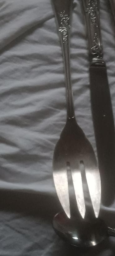 Set pribora za serviranje – aluminijum Opis: - Elegantni set za na lalafo.rs — 6 Set pribora za serviranje – aluminijum Opis: - Elegantni set za — 6