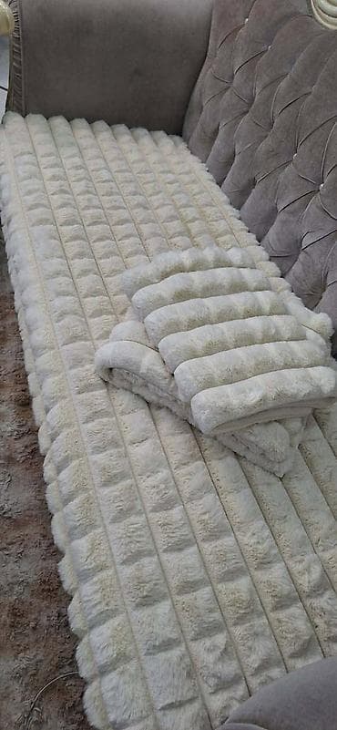 Plišani prekrivač za sofu/kauč – krem/bež boje Gs - Luksuzno mekan na lalafo.rs — 2 Plišani prekrivač za sofu/kauč – krem/bež boje Gs - Luksuzno mekan — 2