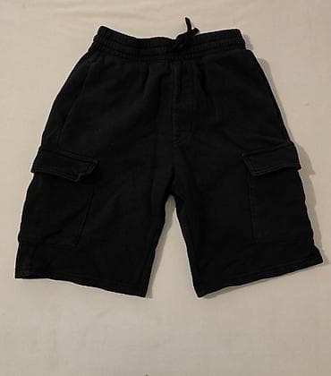 Crne H&M cargo bermude - Brend: H&M - Model: cargo šorts sa at lalafo.rs — 2 Crne H&M cargo bermude - Brend: H&M - Model: cargo šorts sa — 2