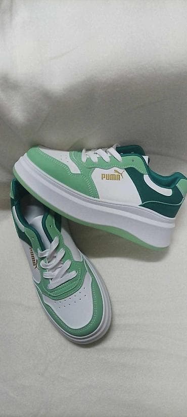 PUMA💥💥
36 do 41
AKCIJA📢 at lalafo.rs — 3 PUMA💥💥
36 do 41
AKCIJA📢 — 3