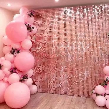 Dekorativni panel sa šljokicama, idealan za kreiranje impresivnih na lalafo.rs Dekorativni panel sa šljokicama, idealan za kreiranje impresivnih