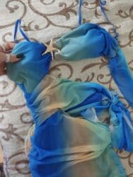 Sirena haljina. odgovara m veličini. prelepa haljina za more. meni na lalafo.rs Sirena haljina. odgovara m veličini. prelepa haljina za more. meni