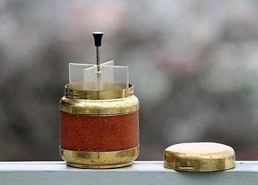 Antikviteti: Vintage Erhard & Sohne automatska STONA tabakera. Made in Germany na lalafo.rs — 1 Antikviteti: Vintage Erhard & Sohne automatska STONA tabakera. Made in Germany — 1