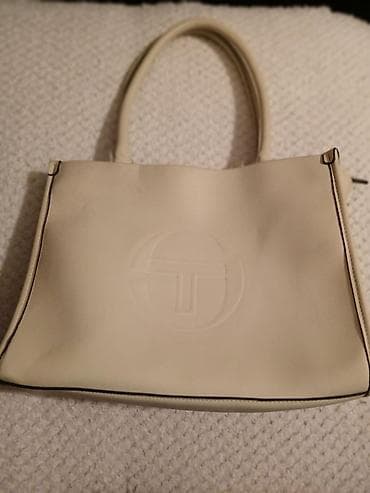 Ceger, Materijal: Veštačka koža na lalafo.rs Ceger, Materijal: Veštačka koža