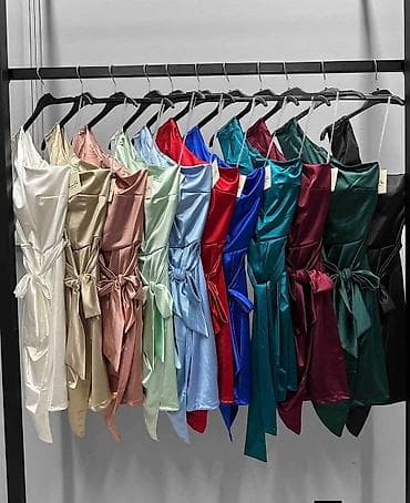 Asimetrična mini haljina na jedno rame - Kroj: pripijena silueta sa na lalafo.rs — 3 Asimetrična mini haljina na jedno rame - Kroj: pripijena silueta sa — 3