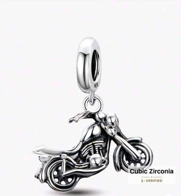 Pandora, Materijal: Cirkon, Srebro, Novo na lalafo.rs — 10 Pandora, Materijal: Cirkon, Srebro, Novo — 10