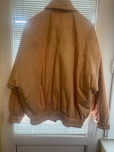 Dečija jakna vel. 160.
U odličnom stanju kao nova at lalafo.rs — 2 Dečija jakna vel. 160.
U odličnom stanju kao nova — 2