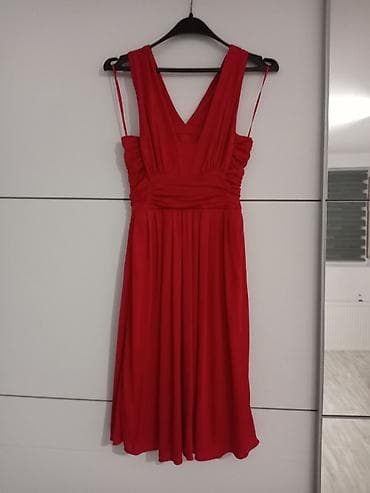 Elegantna crvena haljina bez rukava - Boja: intenzivno crvena - Kroj na lalafo.rs — 2 Elegantna crvena haljina bez rukava - Boja: intenzivno crvena - Kroj — 2