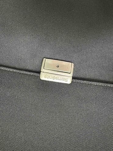 SAMSONITE poslovna torba za laptop, dokumenta i sitnice. Ima više na lalafo.rs — 8 SAMSONITE poslovna torba za laptop, dokumenta i sitnice. Ima više — 8
