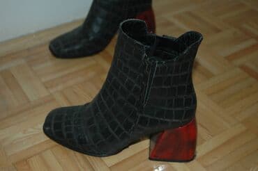 Čizme: Čizme, 37 na lalafo.rs Čizme: Čizme, 37