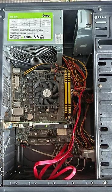 Na prodaju kompjuter sa specifikacijama: CPU: AMD A4 4020 3.2GHz na lalafo.rs — 3 Na prodaju kompjuter sa specifikacijama: CPU: AMD A4 4020 3.2GHz — 3