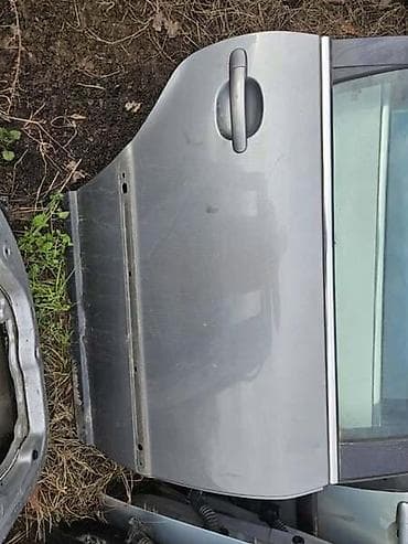 VRATA ZA VOLKSWAGEN PASSAT B5.5 | Vrata Vise komada i boja VW na lalafo.rs VRATA ZA VOLKSWAGEN PASSAT B5.5 | Vrata Vise komada i boja VW