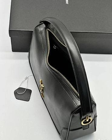 Elegantna ženska torba u crnoj boji sa zlatnim YSL logotipom. Izrađena na lalafo.rs — 4 Elegantna ženska torba u crnoj boji sa zlatnim YSL logotipom. Izrađena — 4