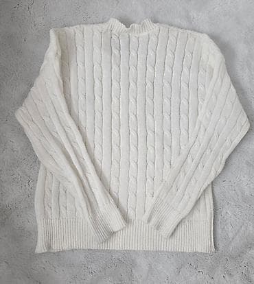 RALPH LAUREN Polo bež dzemper sa pletenicama i teget znakom. M na lalafo.rs — 4 RALPH LAUREN Polo bež dzemper sa pletenicama i teget znakom. M — 4