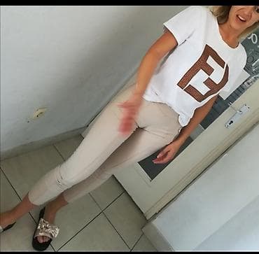 Divne pantalone prepune elastina
Odgovara vel S M
Povoljno na lalafo.rs — 8 Divne pantalone prepune elastina
Odgovara vel S M
Povoljno — 8