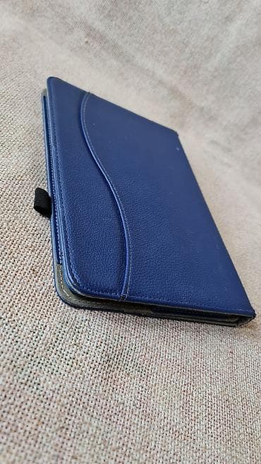 Huawei MediaPad T5 10 sa futrolom/stand-om - Ekran: Full HD na lalafo.rs — 6 Huawei MediaPad T5 10 sa futrolom/stand-om - Ekran: Full HD — 6
