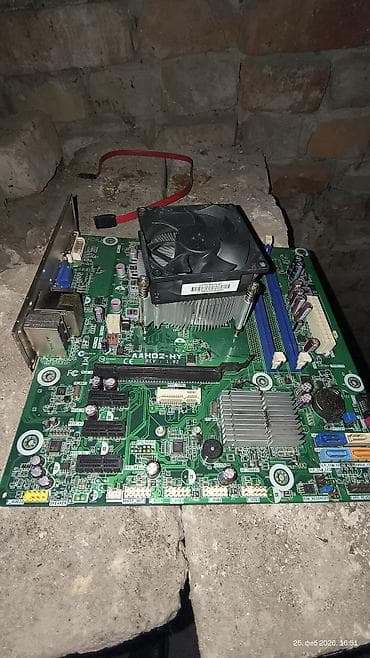 Prodajem matičnu ploču sa procesorom A6 quadcore 3600mhz sa ram na lalafo.rs Prodajem matičnu ploču sa procesorom A6 quadcore 3600mhz sa ram