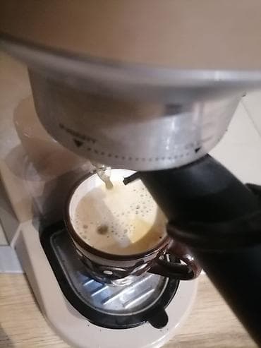 De’Longhi espresso aparat – ručni, kompaktan model sa portafilterom - na lalafo.rs — 8 De’Longhi espresso aparat – ručni, kompaktan model sa portafilterom - — 8