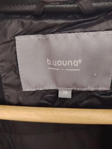 B.young ženska jakna – model bomber, veličina 38 - Boja: crna, sa na lalafo.rs — 3 B.young ženska jakna – model bomber, veličina 38 - Boja: crna, sa — 3