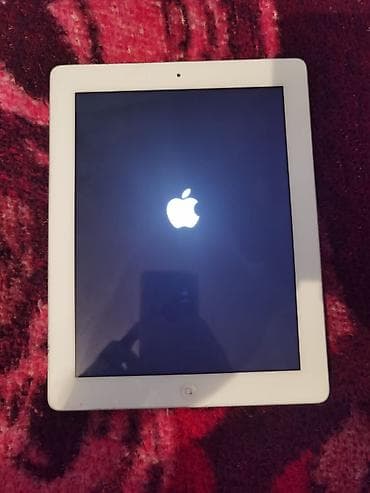 Na prodaju tablet IPad 3. Ispravan je, ali zaključan na iCloud, ko zna at lalafo.rs Na prodaju tablet IPad 3. Ispravan je, ali zaključan na iCloud, ko zna