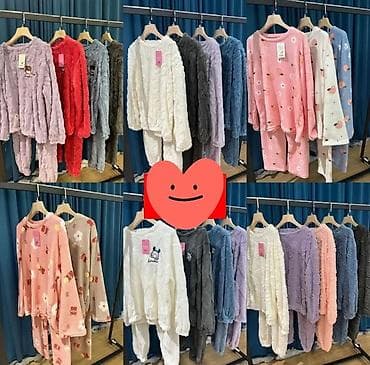 Plišane ženske pidžame – komplet dukser + donji deo - Materijal na lalafo.rs Plišane ženske pidžame – komplet dukser + donji deo - Materijal