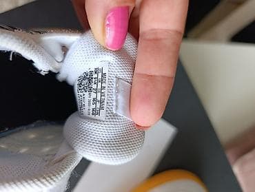 Dečje patike sa Mikijevim motivom - Model: bele patike sa crnim na lalafo.rs — 6 Dečje patike sa Mikijevim motivom - Model: bele patike sa crnim — 6