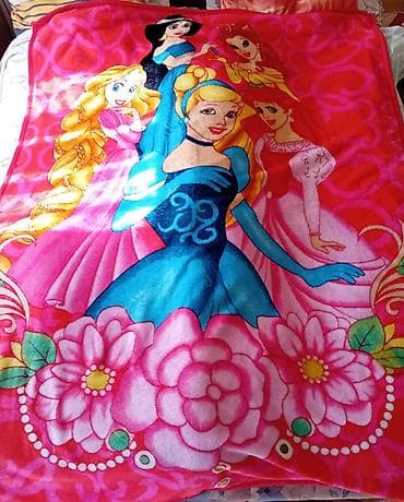 Dečije ćebe sa motivima princeza 150x200 - Mekano i toplo ćebe sa na lalafo.rs Dečije ćebe sa motivima princeza 150x200 - Mekano i toplo ćebe sa