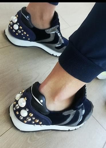 Savršene unikat patike voile blanch uvoz pariz koža presvučena plišom na lalafo.rs — 6 Savršene unikat patike voile blanch uvoz pariz koža presvučena plišom — 6