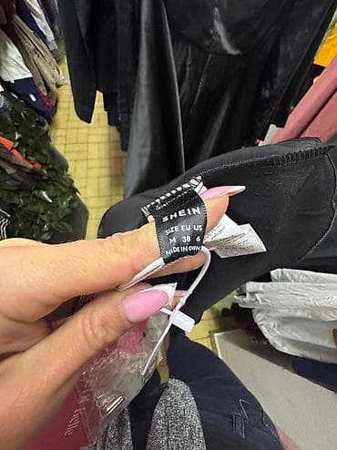 Dresses: Haljina fenomenalna Nova M velicine . Jako elegantna i efektna !!!!! at lalafo.rs — 3 Dresses: Haljina fenomenalna Nova M velicine . Jako elegantna i efektna !!!!! — 3