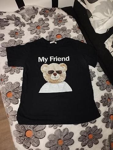 kom sa etiketom: Crna ženska majica kratkih rukava sa printom “My Friend” i at lalafo.rs — 2 kom sa etiketom: Crna ženska majica kratkih rukava sa printom “My Friend” i — 2