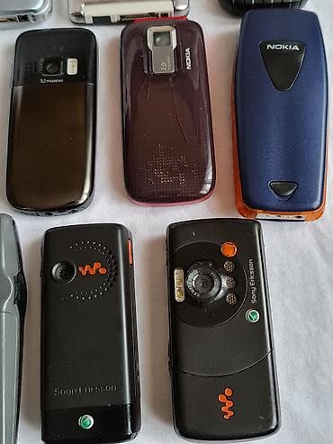 Kolekcija retro mobilnih telefona – miks Nokia, Samsung, Sony i Sony na lalafo.rs — 5 Kolekcija retro mobilnih telefona – miks Nokia, Samsung, Sony i Sony — 5