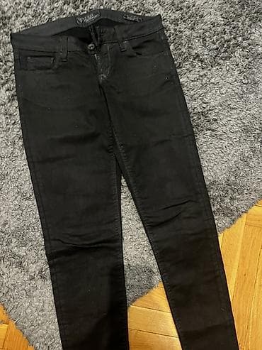 GUESS ženske farmerke – crne skinny - Brend: GUESS (etiketa sa na lalafo.rs — 2 GUESS ženske farmerke – crne skinny - Brend: GUESS (etiketa sa — 2