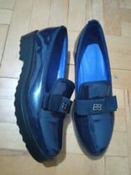 Nove lagane teget cipele, veoma lagane 39, preudobne na lalafo.rs Nove lagane teget cipele, veoma lagane 39, preudobne