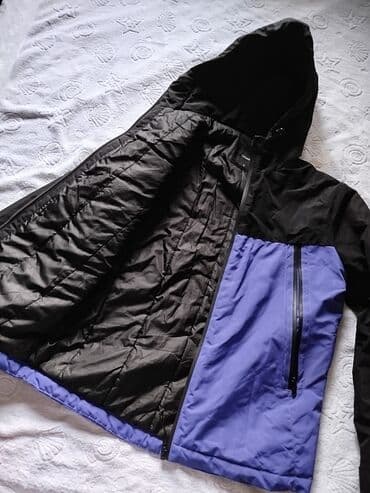 Kupljena u americi proslo leto velicina: S moguće lično preuzimanje na lalafo.rs Kupljena u americi proslo leto velicina: S moguće lično preuzimanje