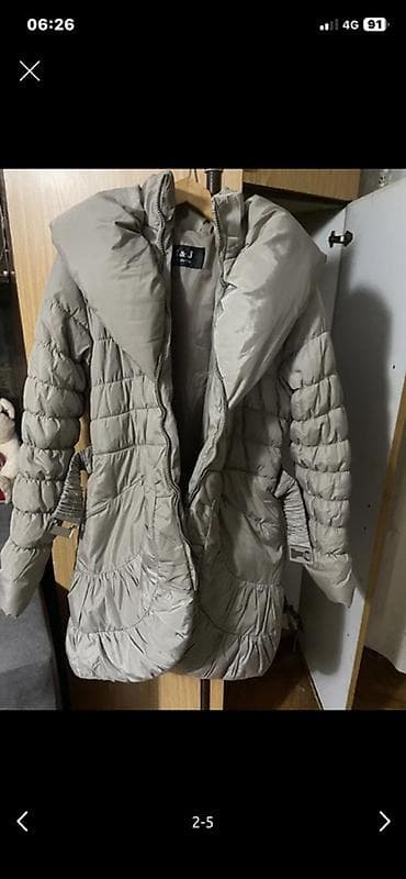 Ženska zimska jakna s kapuljačom u bež/sivoj nijansi. - Model: duža na lalafo.rs — 2 Ženska zimska jakna s kapuljačom u bež/sivoj nijansi. - Model: duža — 2