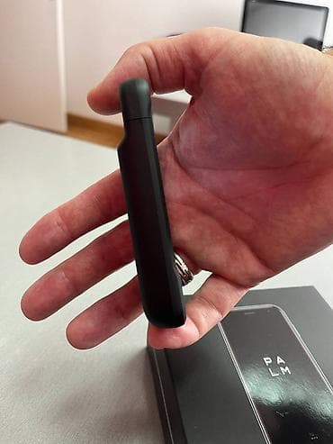 PALM mobilni telefon u fabričkom pakovanju, sa svim dodacima: -punjac na lalafo.rs — 2 PALM mobilni telefon u fabričkom pakovanju, sa svim dodacima: -punjac — 2