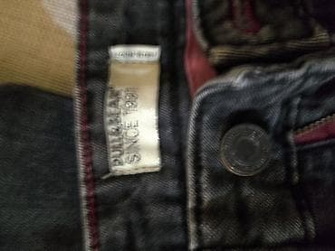 pantalone butiku ali: Pull and Bear,farmerke,sasvim uske,koriscen,velicina s.Cena400 dinara na lalafo.rs — 2 pantalone butiku ali: Pull and Bear,farmerke,sasvim uske,koriscen,velicina s.Cena400 dinara — 2