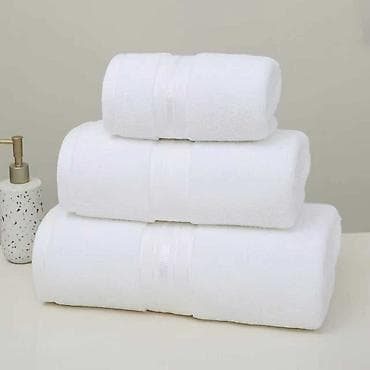 Set kvalitetnih peškira 50x90,70x140, 90x170. Cena 2800 dinara na lalafo.rs Set kvalitetnih peškira 50x90,70x140, 90x170. Cena 2800 dinara