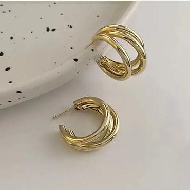 Srebrne minđuše – polu-karike sa cirkonima Od nerđajućeg Hiruškog na lalafo.rs — 10 Srebrne minđuše – polu-karike sa cirkonima Od nerđajućeg Hiruškog — 10