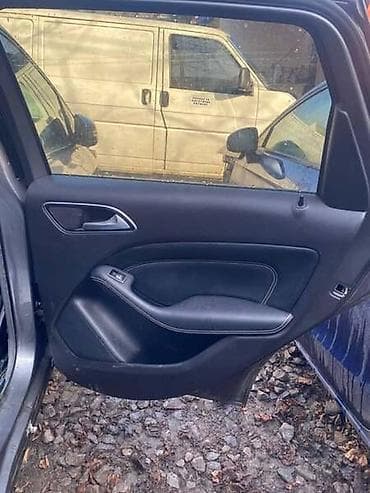 TAPACIR ZADNJIH VRATA ZA MERCEDES BENZ B KLASA, B 150, B 160 . OD na lalafo.rs TAPACIR ZADNJIH VRATA ZA MERCEDES BENZ B KLASA, B 150, B 160 . OD