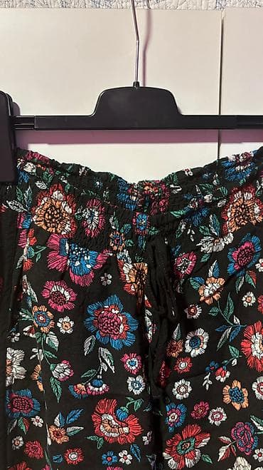 Pantalone, nove, sa dzepicima, pojas na gumu i uckur, materijal 100% na lalafo.rs Pantalone, nove, sa dzepicima, pojas na gumu i uckur, materijal 100%