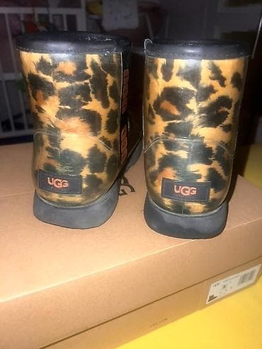 Ugg obuća 39, bоја - Šareno na lalafo.rs — 3 Ugg obuća 39, bоја - Šareno — 3