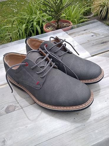 Shoes: Cabin muške cipele – broj 42 - Model: casual/urbane pertle, nizak at lalafo.rs — 1 Shoes: Cabin muške cipele – broj 42 - Model: casual/urbane pertle, nizak — 1