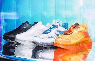 Patike u beloj i plavoj boji sa debelim đonom. Karakteriše ih na lalafo.rs — 4 Patike u beloj i plavoj boji sa debelim đonom. Karakteriše ih — 4