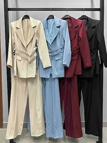 Overalls: Komplet
Cena 4400
Vel. s m l
V38 at lalafo.rs — 3 Overalls: Komplet
Cena 4400
Vel. s m l
V38 — 3